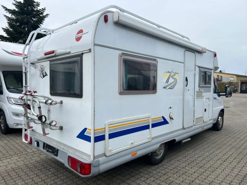 Bürstner T 603 – Slechts 6,22 m, Handgeschakeld | Slaapplaatsen: 2 | Eerste registratie: 03/2001 | 173.000 km | Vermogen: 128 pk | Totaalgewicht: 3.500 kg - Afbeelding 5