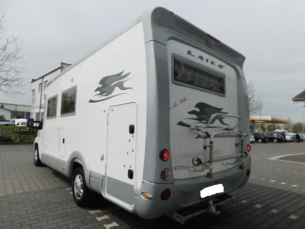 Laika Kreos 3010 – Slechts 6,99 m, Handgeschakeld | Slaapplaatsen: 2 | Eerste registratie: 08/2013 | 133.900 km | Vermogen: 158 pk | Totaalgewicht: 3.500 kg - Afbeelding 4