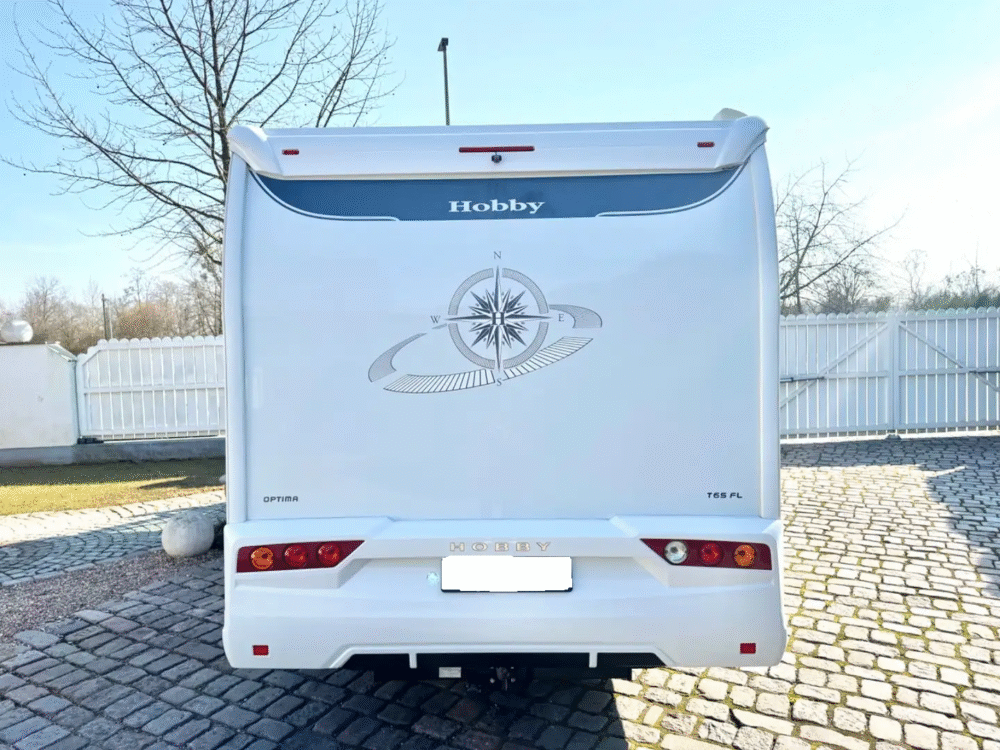 Hobby Optima T65 – Slechts 6,98 m, Handgeschakeld | Slaapplaatsen: 4 | Eerste registratie: 02/2015 | 62.134 km | Vermogen: 131 pk | Totaalgewicht: 3.500 kg - Afbeelding 6