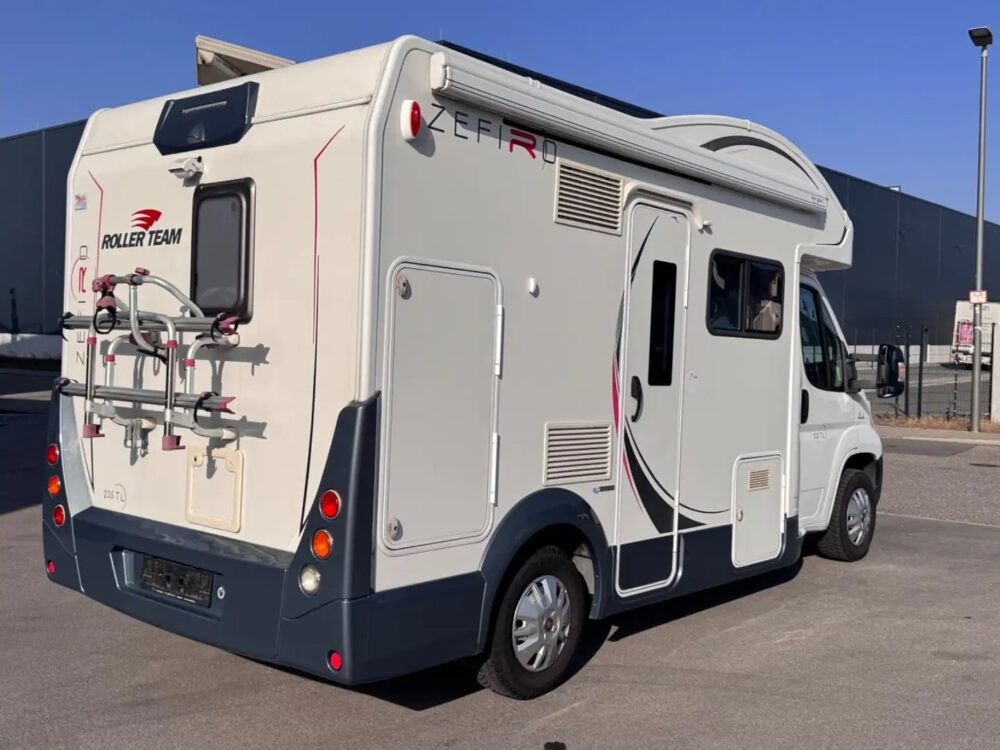 Roller Team – Slechts 5,99 m, Handgeschakeld | Slaapplaatsen: 2 | Eerste registratie: 07/2015 | 63.000 km | Vermogen: 131 pk | Totaalgewicht: 3.500 kg - Afbeelding 6