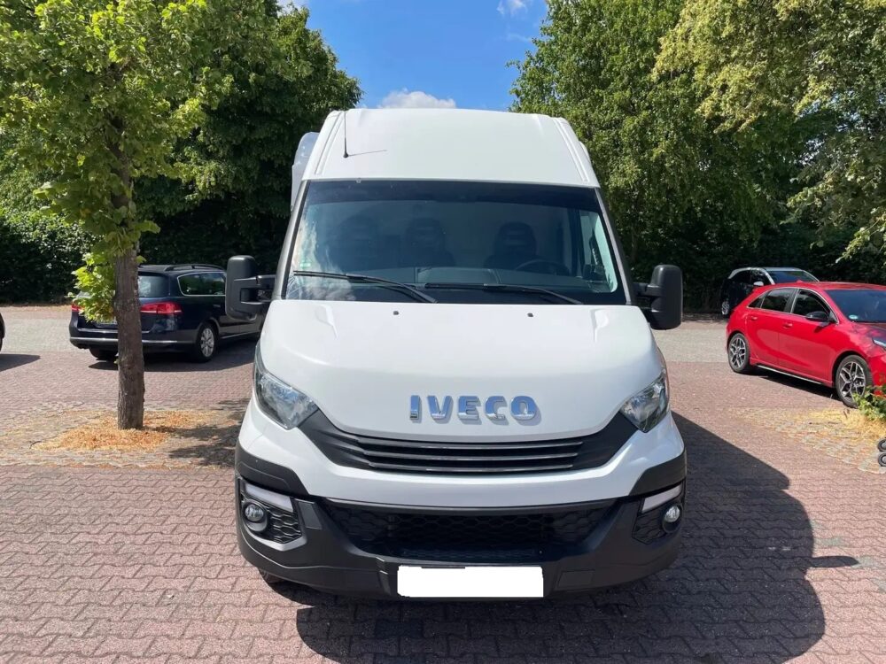 Iveco IS 35 Hymer Eriba – Slechts 7,12 m, Automatische transmissie | Fiat laagprofielchassis | Registratie: 08/2018 | 94.000 km | 6 slaapplaatsen | Toegestaan ​​totaalgewicht: 3.500 kg - Afbeelding 6
