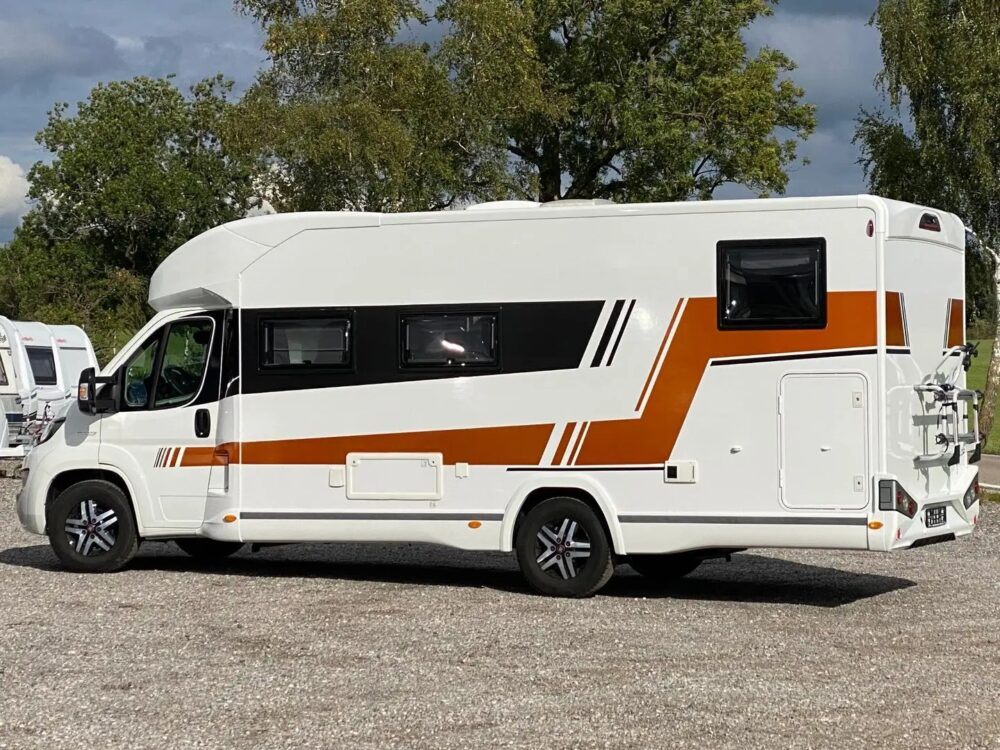 Chausson T 747 – Slechts 7,47 m, automaat | Slaapplaatsen: 4 | Eerste registratie: 01/2021 | 112.606 km | Vermogen: 140 pk | Totaalgewicht: 3.500 kg - Afbeelding 7