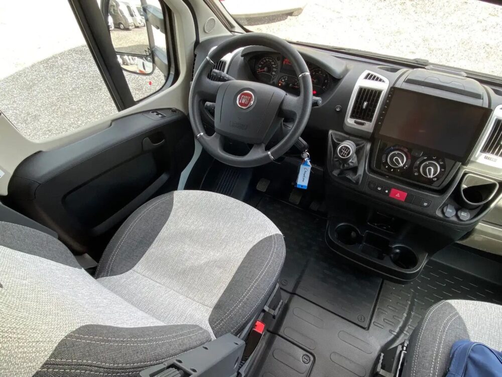 Chausson T 747 – Slechts 7,47 m, automaat | Slaapplaatsen: 4 | Eerste registratie: 01/2021 | 112.606 km | Vermogen: 140 pk | Totaalgewicht: 3.500 kg - Afbeelding 8