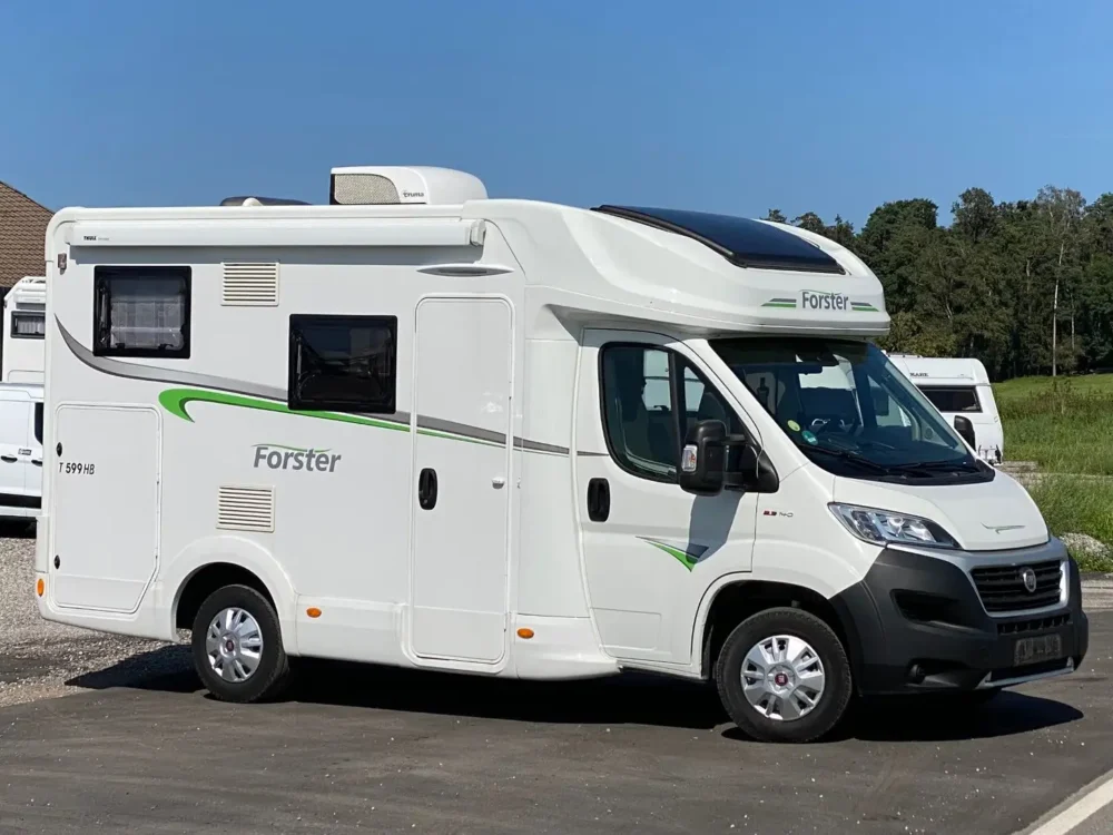 Forster T 599 HB – Slechts 5,99 m, Handgeschakeld | Slaapplaatsen: 4 | Eerste registratie: 05/2021 | 62.500 km | Vermogen: 140 pk | Totaalgewicht: 3.500 kg - Afbeelding 8