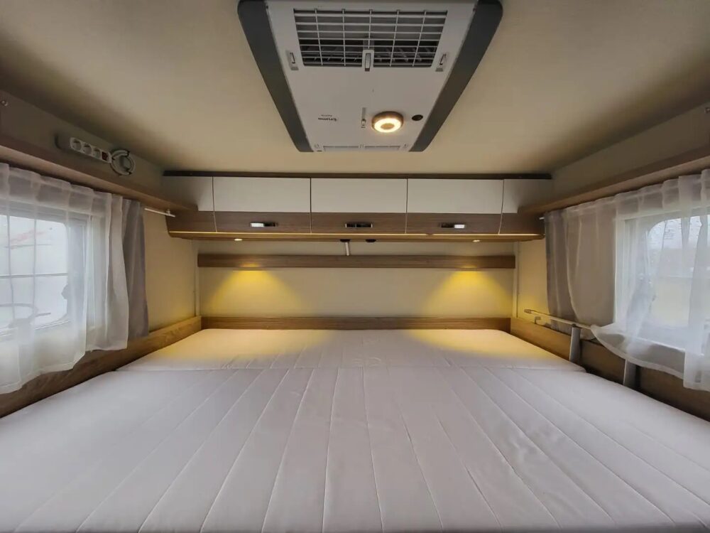 Carado T 448 – Slechts 7,38 m, Automaat | Slaapplaatsen: 4 | Eerste registratie: 04/2019 | 112.606 km | Vermogen: 150 pk | Totaalgewicht: 3.500 kg - Afbeelding 8
