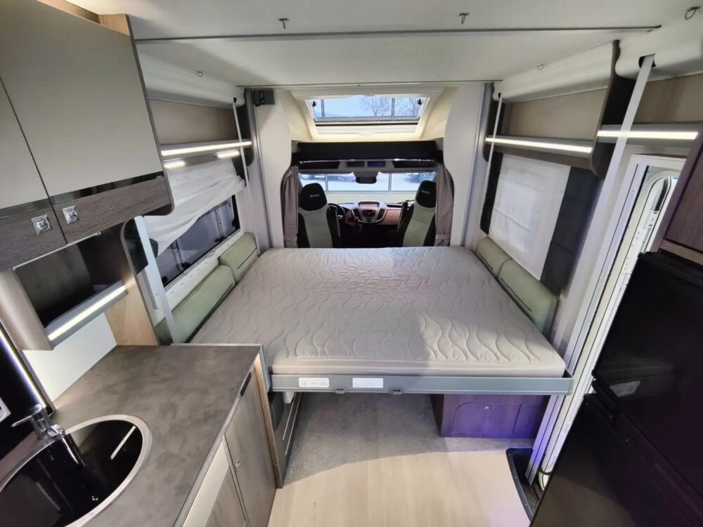 Chausson 640 titanium – Slechts 6,99 m, automaat | Slaapplaatsen: 4 | Eerste registratie: 06/2019 | 46.000 km | Vermogen: 170 pk | Totaalgewicht: 3.500 kg - Afbeelding 9