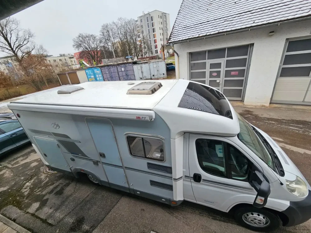 Knaus Sun TI 600 MG Sport – Slechts 6,58 m, Handgeschakeld | Slaapplaatsen: 4 | Eerste registratie: 08/2010 | 122.462 km | Vermogen: 129 pk | Totaalgewicht: 3.500 kg - Afbeelding 9