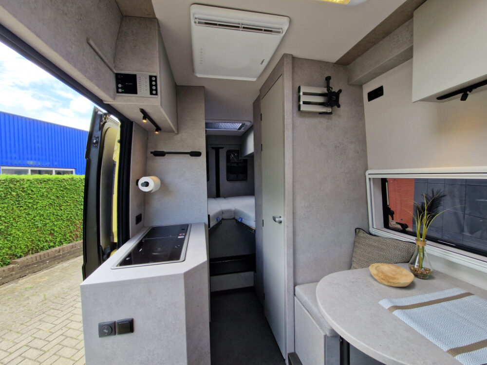 CITROEN JUMPER – Slechts 6,4 m, handgeschakeld | Slaapplaatsen: 2 | Eerste registratie: 02/2019 | 63.970 km | Vermogen: 163 pk | Totaalgewicht: 3.500 kg - Afbeelding 10